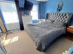 Photo 1- click for photo gallery